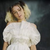 Miley Cyrus: Ascolta “Malibu”, il nuovo singolo