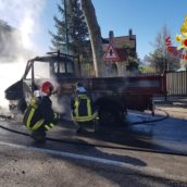 Autocarro prende fuoco a Parolise