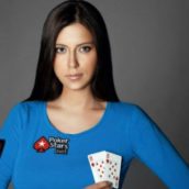 Campionessa di poker muore in bagno folgorata dallo smartphone