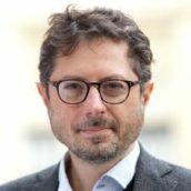 Francesco Borrelli a Radio Ufita:”Temo che la camorra possa prendere in mano le attività di ricostruzione”