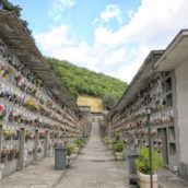 L’Amministrazione Comunale di Ariano Irpino  disciplina l’accesso al cimitero per la ricorrenza di Tutti Santi e la commemorazione dei Defunti
