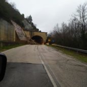 Orsara di Puglia, strada chiusa al traffico a causa di una frana