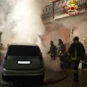 Aiello del Sabato, incendio ad un’autovettura: indagini in corso