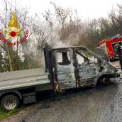 Montemiletto, autocarro in fiamme: nessuna conseguenza per il conducente