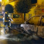 Auto in fiamme nella notte: è successo a Pratola Serra