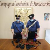 Montesarchio, si danno alla fuga su auto rubata munita di lampeggiante: inseguiti e bloccatri dai Carabinieri