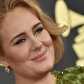 Adele: un assaggio della nuova canzone “Hold On”