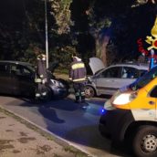 Avellino, incidente nella notte tra due auto: quattro ragazzi in ospedale