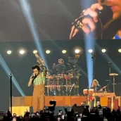 Harry Styles a Bologna canta una versione inedita di “Se telefonando” di Mina