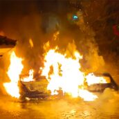 Due auto in fiamme nella notte a Solofra e Monteforte Irpino