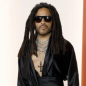 Lenny Kravitz annuncia l’uscita del suo nuovo singolo “Paralyzed”