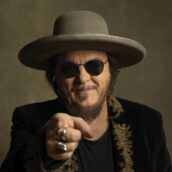 Zucchero “Sugar” Fornaciari: da oggi il nuovo singolo “AMOR CHE MUOVI IL SOLE”